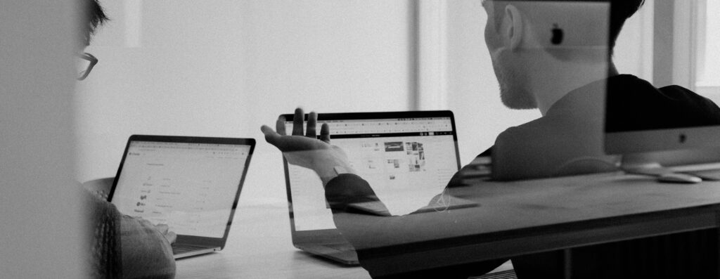 Why Offsite Meetings Boost Team Collaboration and Innovation